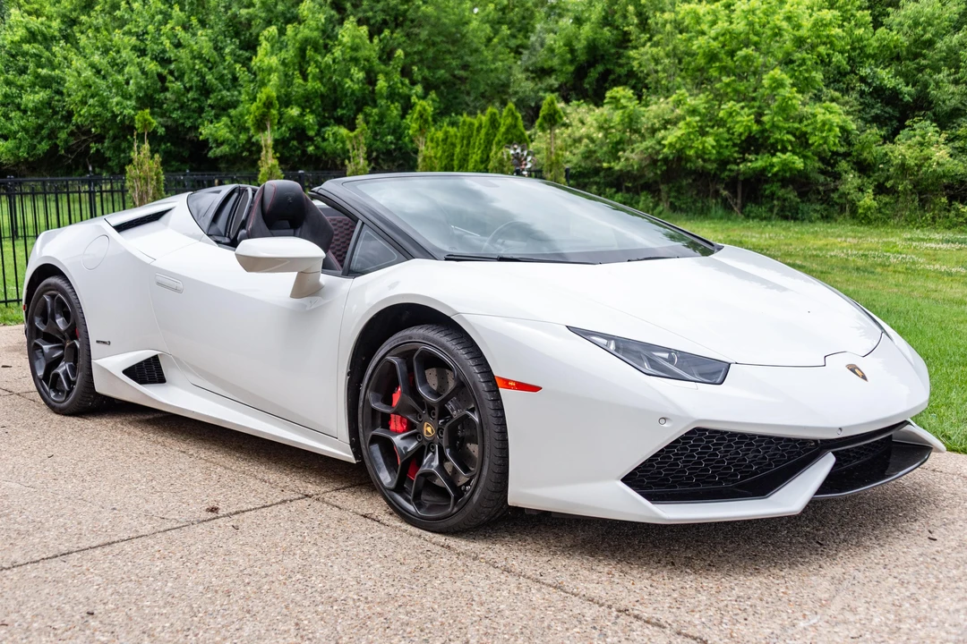 2017 Lamborghini Huracan LP610-4 - Image 12 of 31
