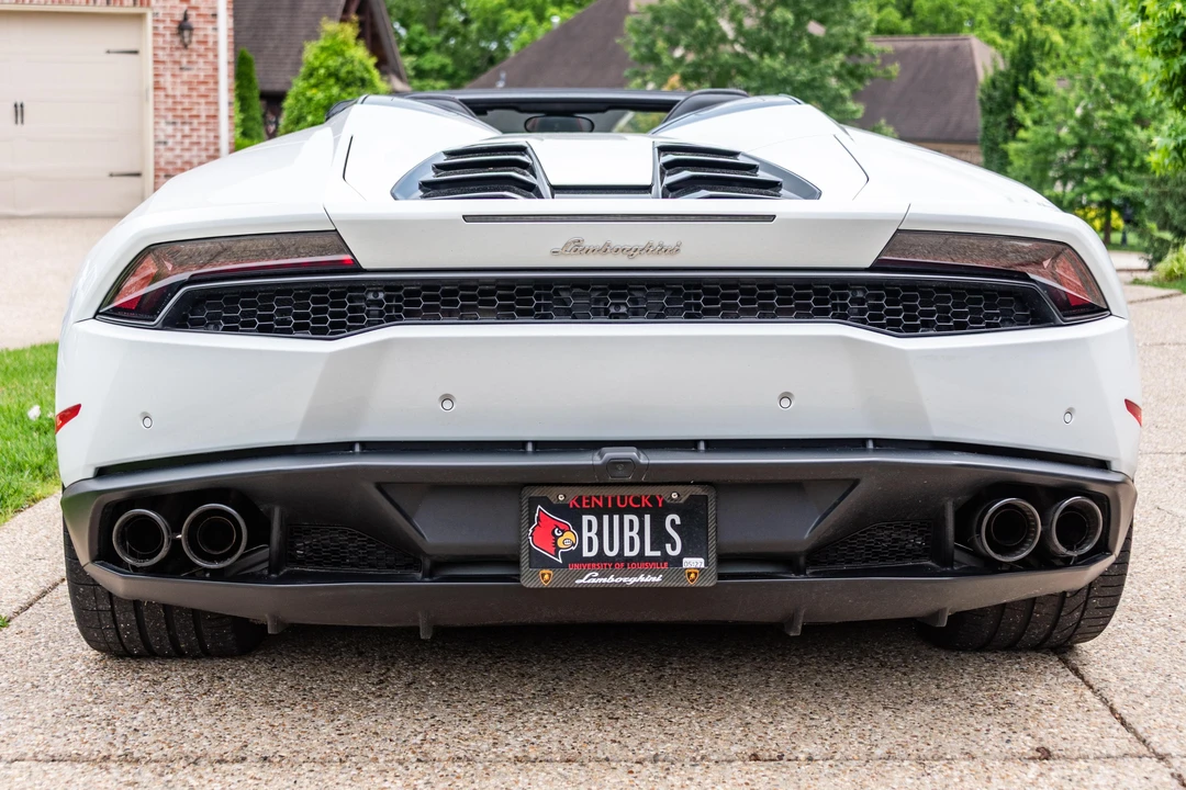 2017 Lamborghini Huracan LP610-4 - Image 8 of 31