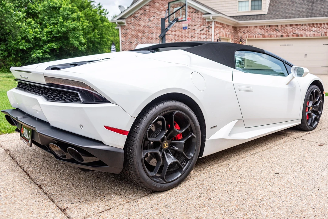 2017 Lamborghini Huracan LP610-4 - Image 4 of 31