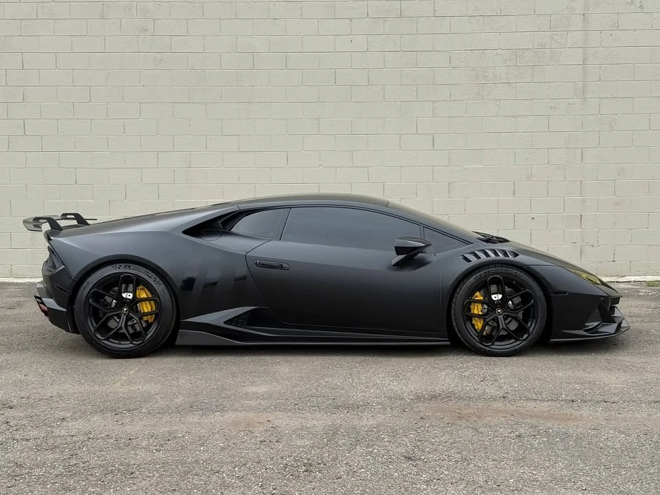 2017 Lamborghini Huracan - Image 14 of 20