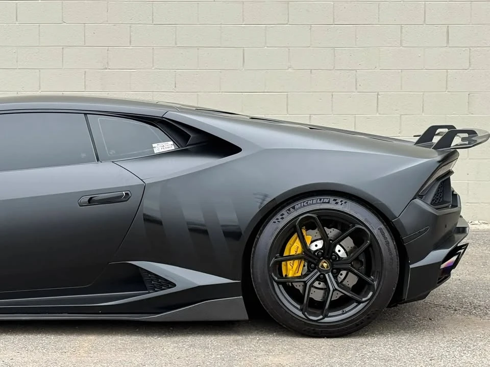 2017 Lamborghini Huracan - Image 5 of 20