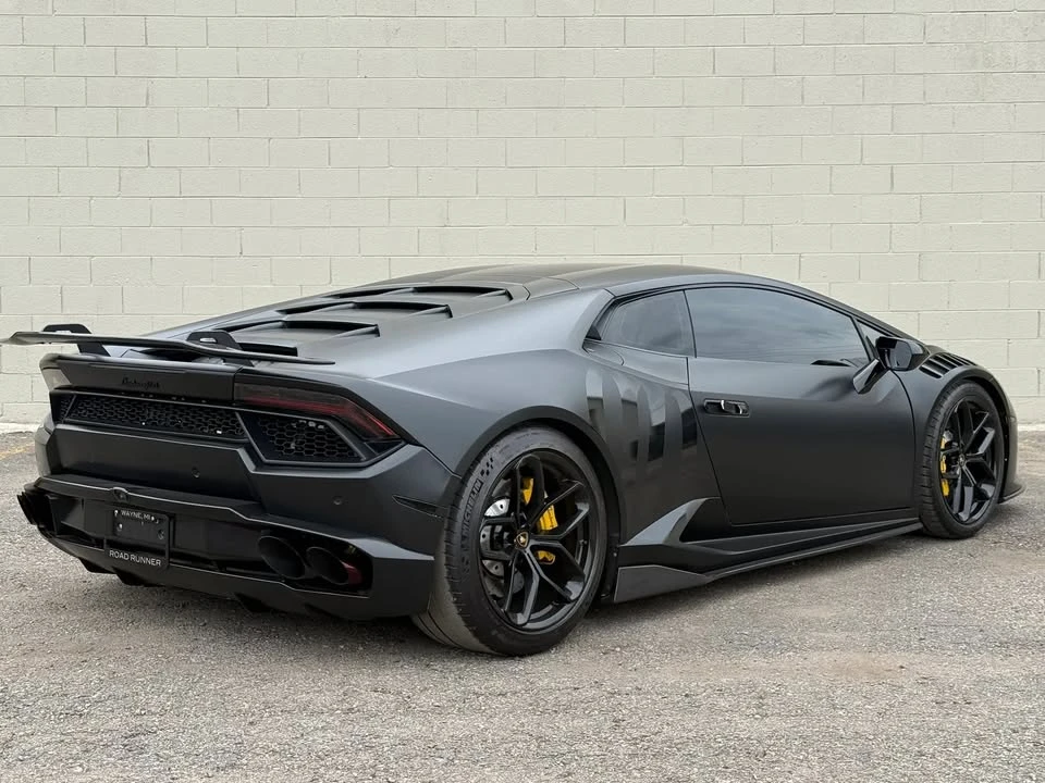 2017 Lamborghini Huracan - Image 11 of 20