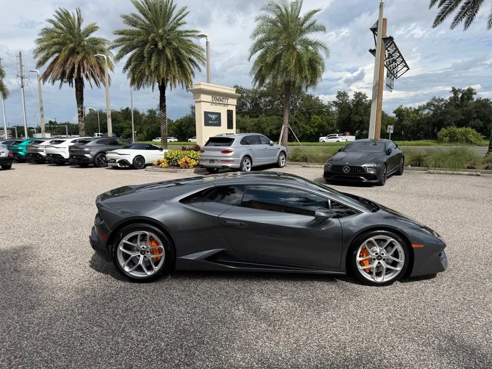 2017 Lamborghini Huracan - Image 10 of 18
