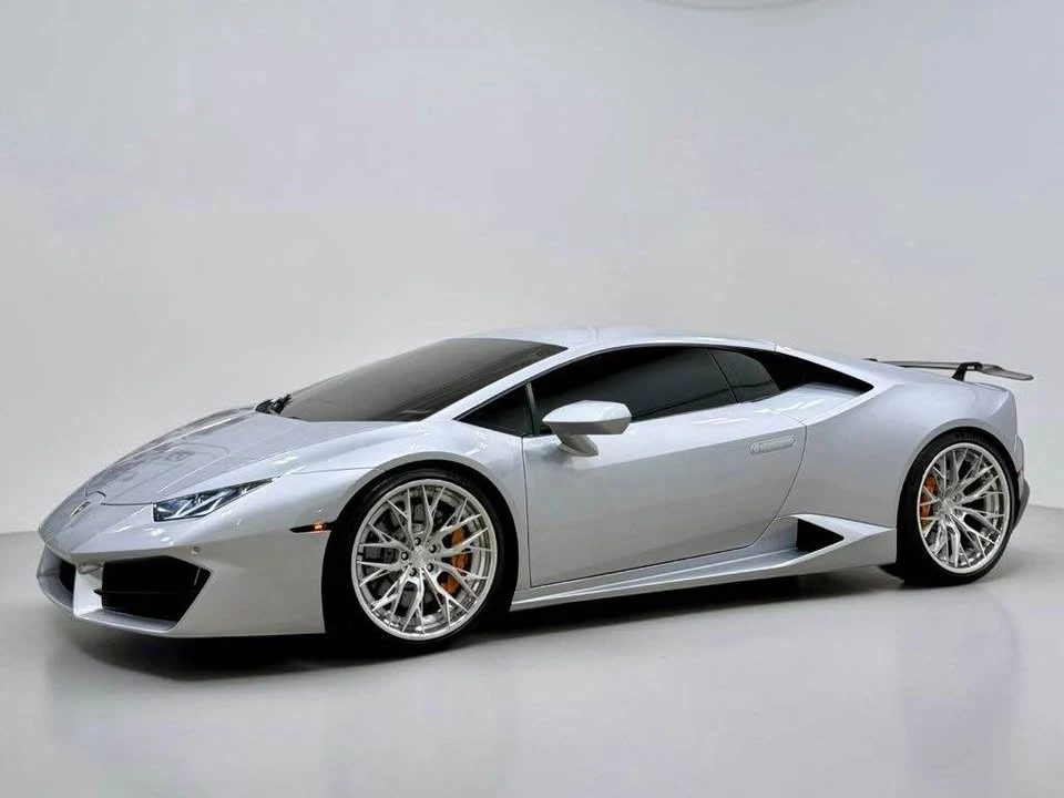 2017 Lamborghini Huracan - Image 3 of 12