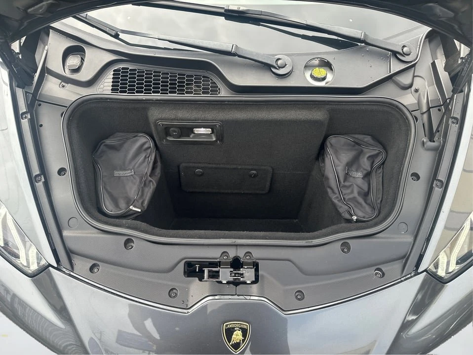 2017 Lamborghini Huracan - Image 11 of 20