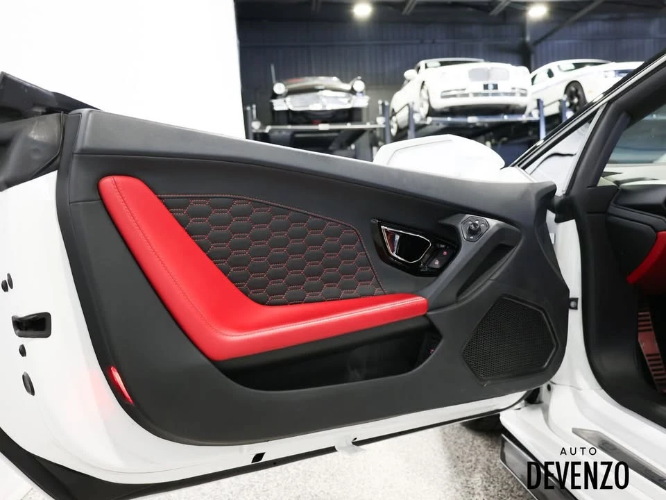 2017 Lamborghini Huracan LP580-2 - Image 11 of 20