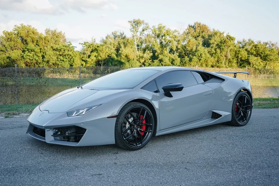 2017 Lamborghini Huracan - Image 2 of 17