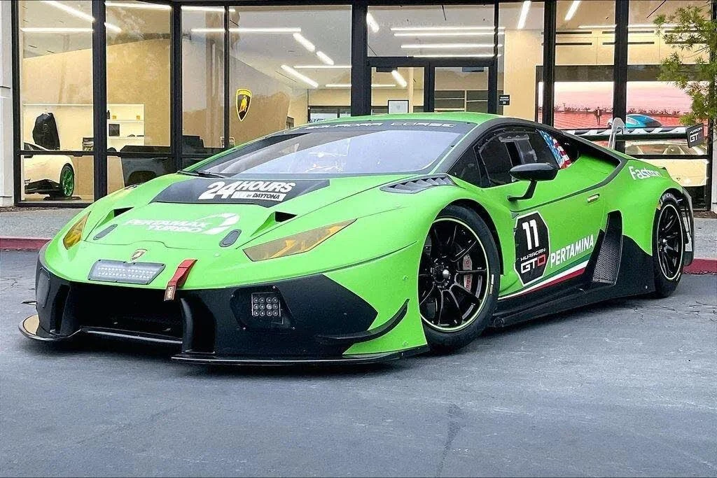 2017 Lamborghini Huracan - Image 10 of 31