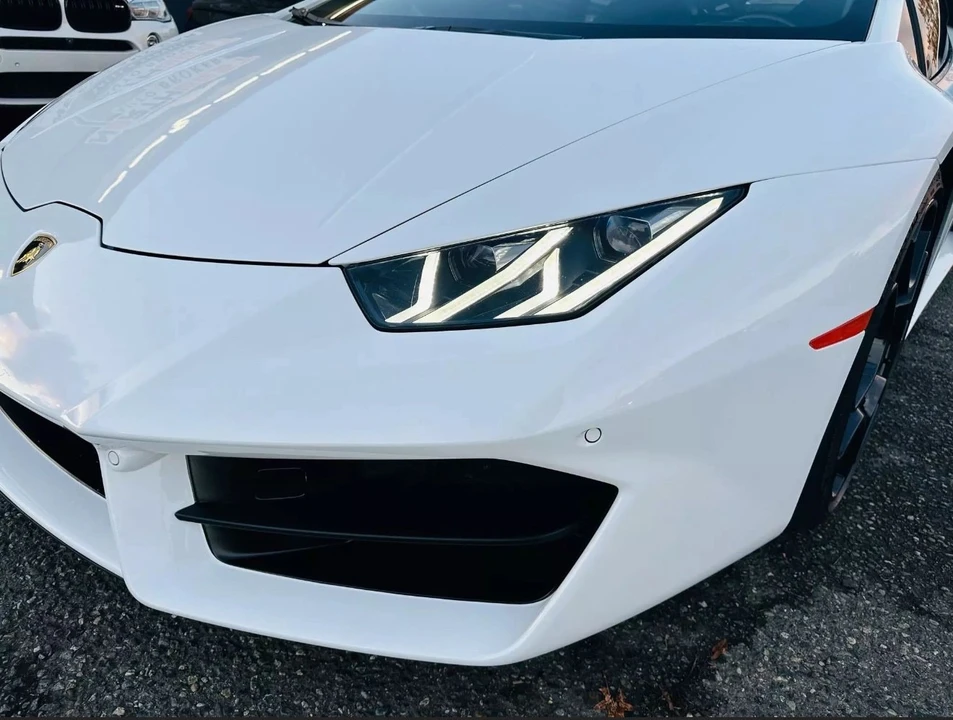 2017 Lamborghini Huracan - Image 4 of 17