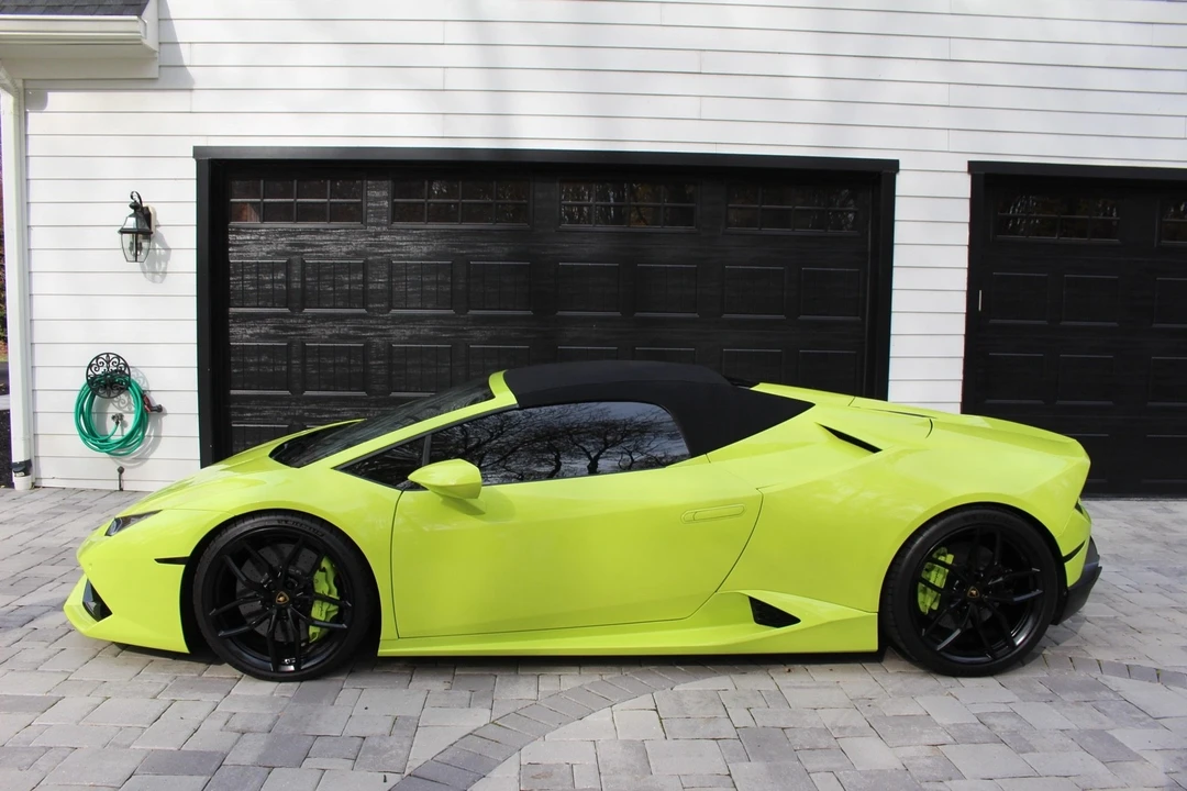 2017 Lamborghini Huracan LP610-4 - Image 8 of 21