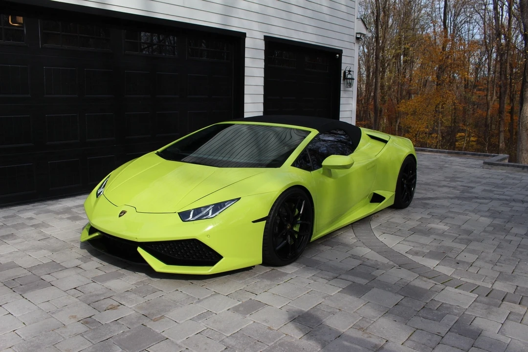 2017 Lamborghini Huracan LP610-4 - Image 2 of 21