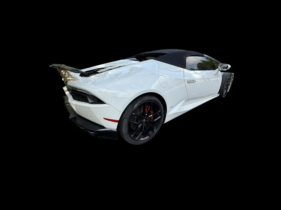 2017 Lamborghini Huracan - Image 11 of 17