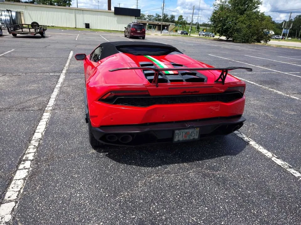 2017 Lamborghini Huracan - Image 3 of 18