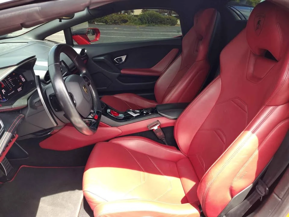 2017 Lamborghini Huracan - Image 9 of 18