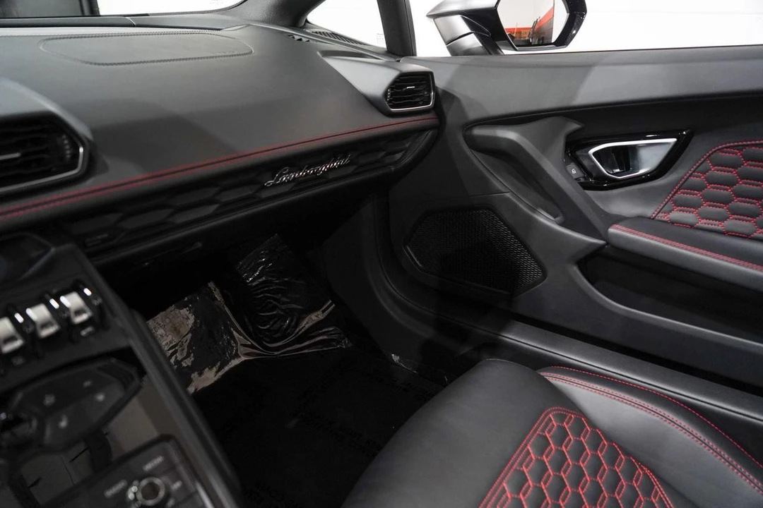 2017 Lamborghini Huracan LP610-4 - Image 14 of 21