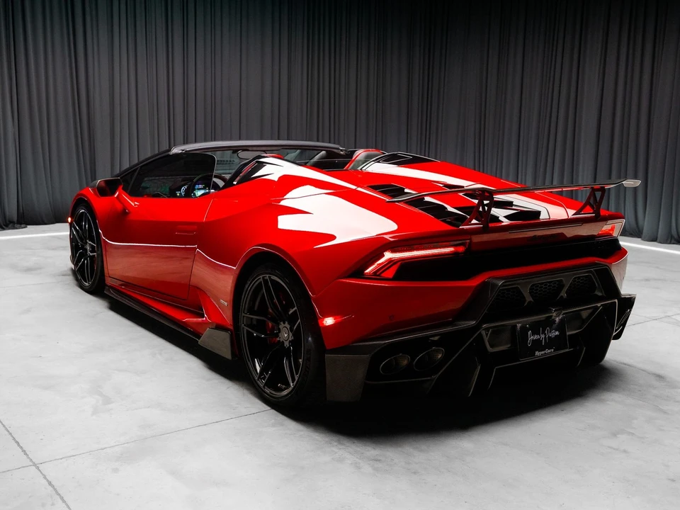 2017 Lamborghini Huracan - Image 7 of 31