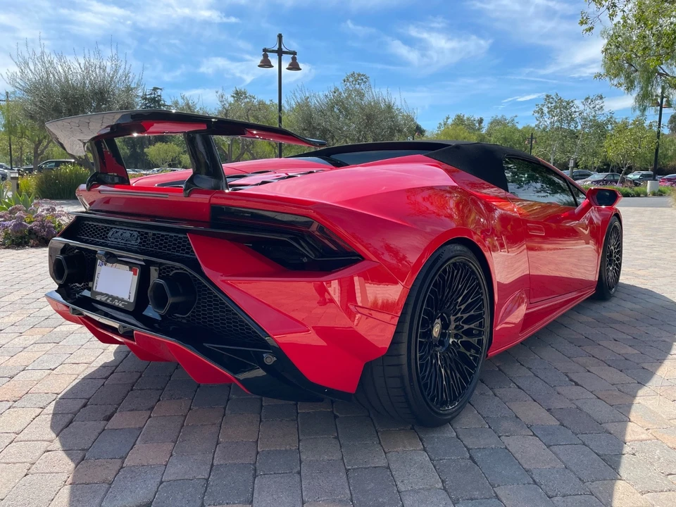 2017 Lamborghini Huracan - Image 7 of 21