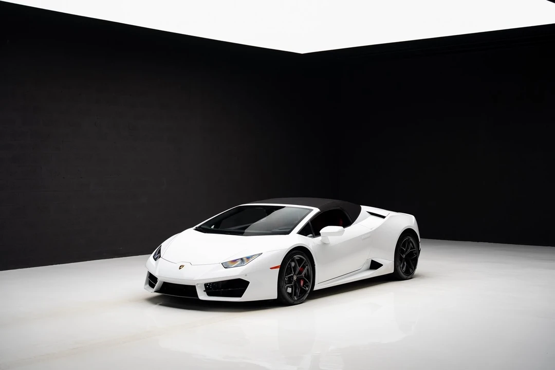 2017 Lamborghini Huracan LP610-4 - Image 4 of 12