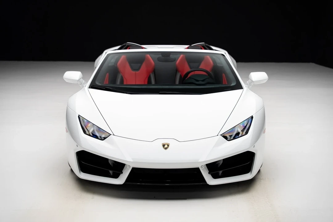 2017 Lamborghini Huracan - Image 7 of 12