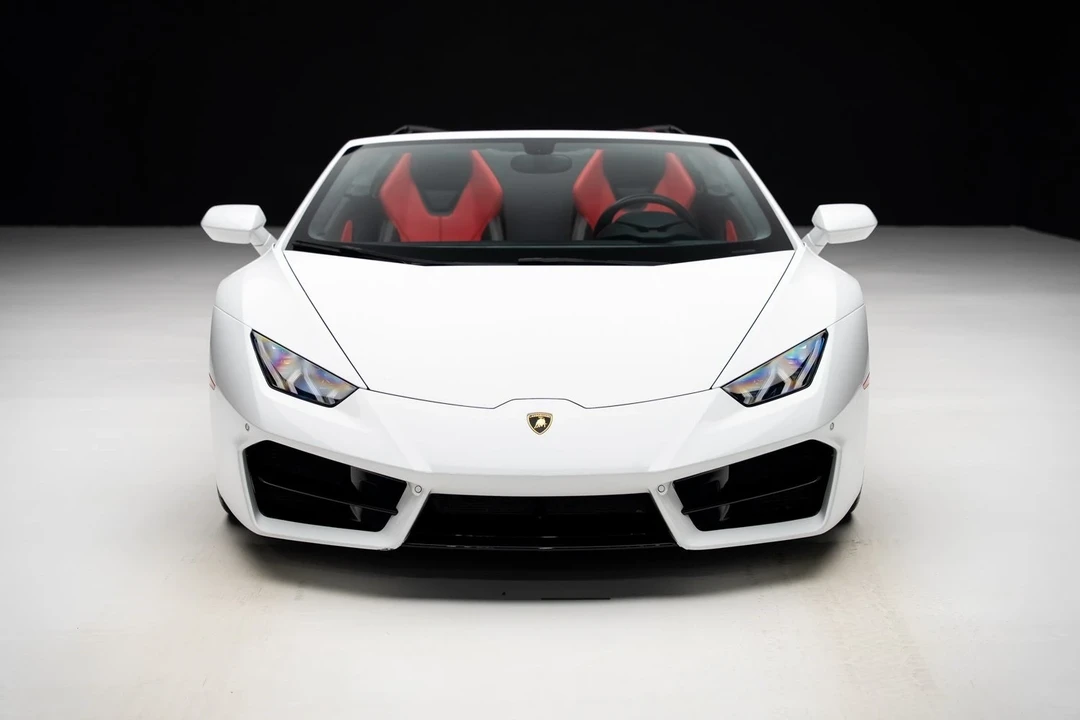 2017 Lamborghini Huracan - Image 8 of 12