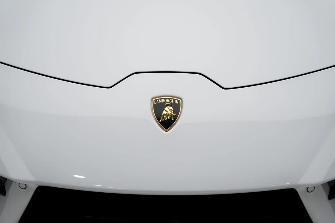 2017 Lamborghini Huracan - Image 14 of 21