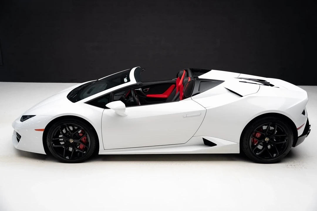 2017 Lamborghini Huracan - Image 17 of 21
