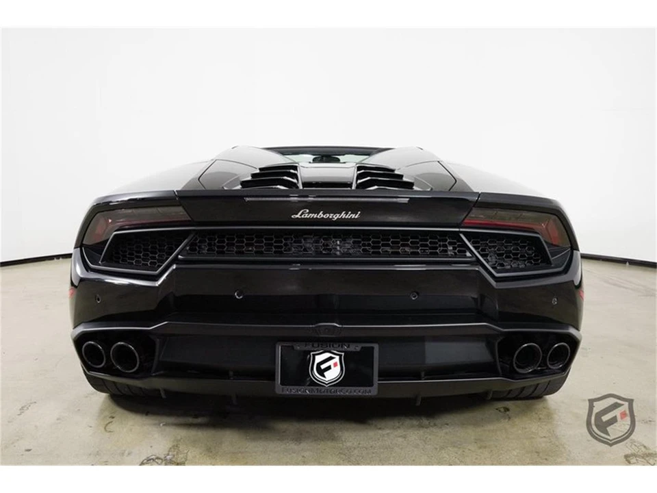 2017 Lamborghini Huracan - Image 16 of 31