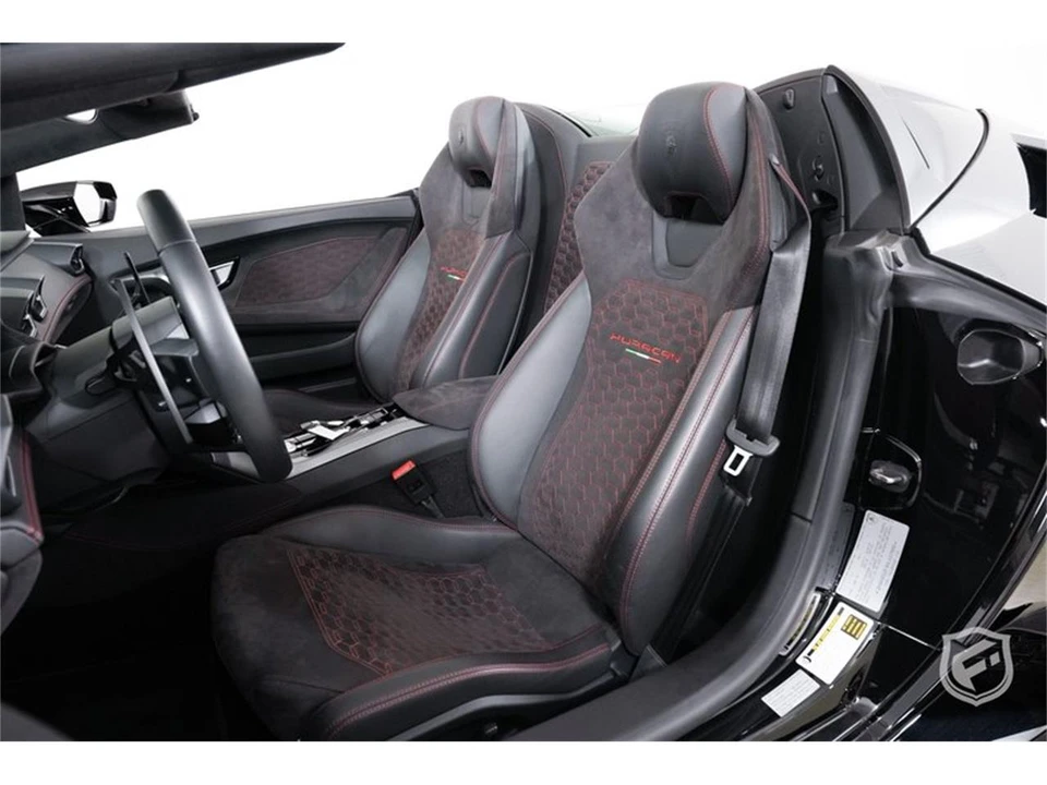 2017 Lamborghini Huracan - Image 27 of 31