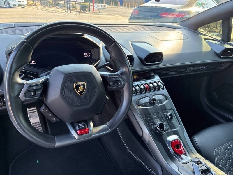 2017 Lamborghini Huracan LP610-4 - Image 12 of 16