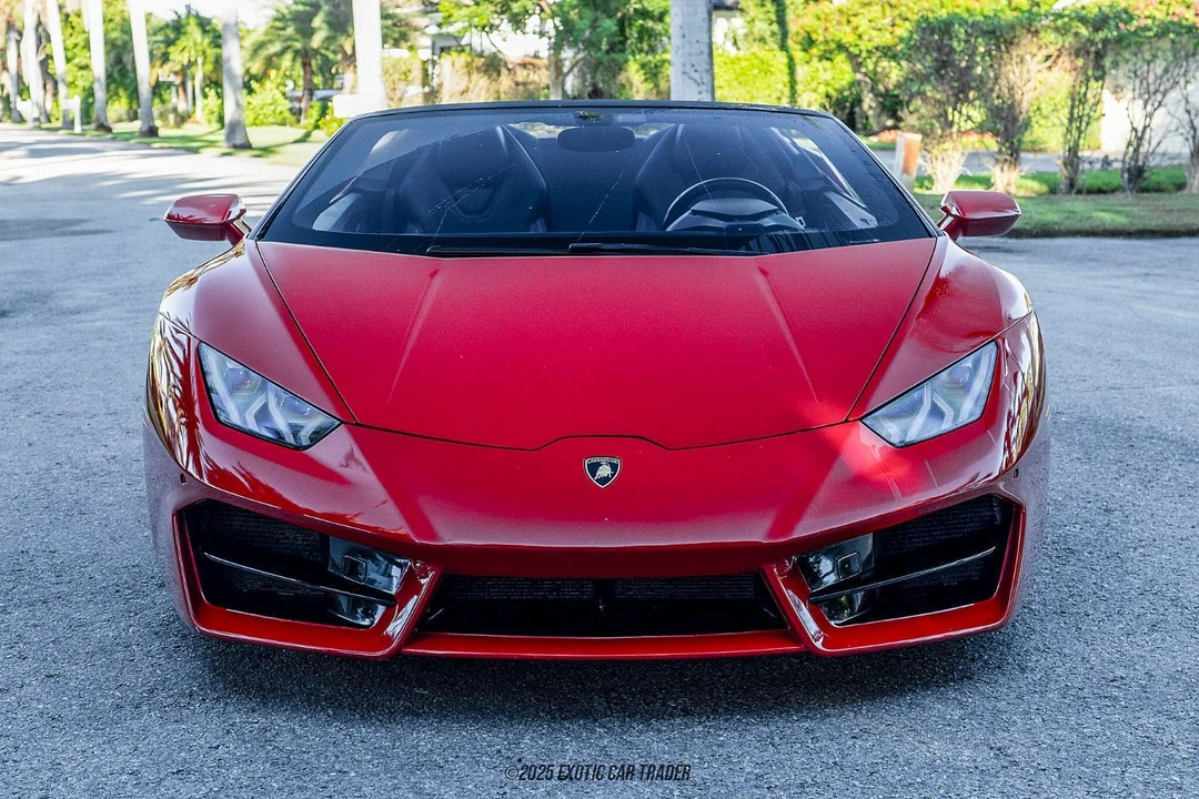 2017 Lamborghini Huracan - Image 5 of 17