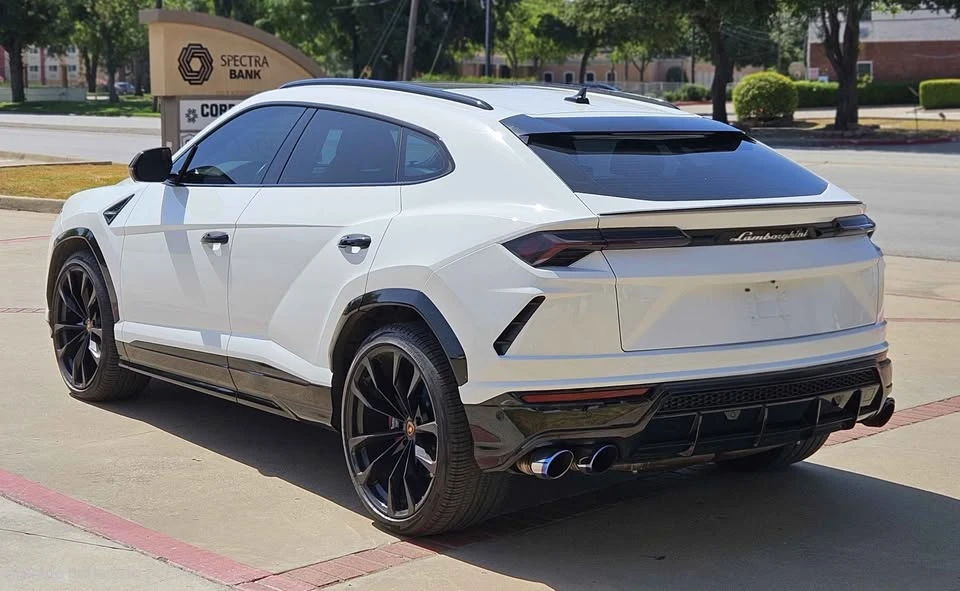 2017 Lamborghini Urus - Image 6 of 20