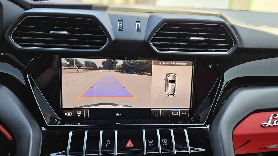 2017 Lamborghini Urus - Image 17 of 20