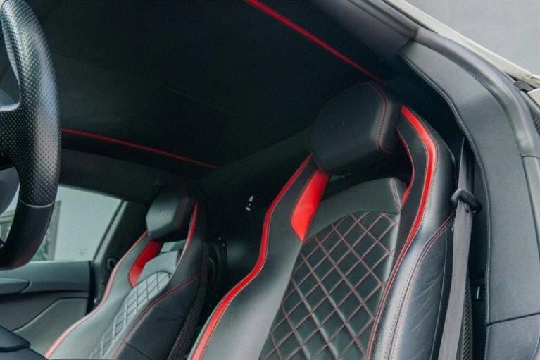 2017 Lamborghini Aventador - Image 18 of 20