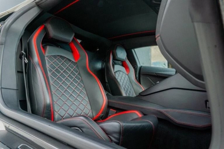 2017 Lamborghini Aventador - Image 19 of 20