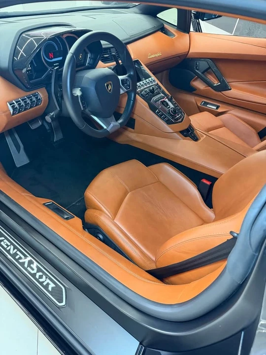 2017 Lamborghini Aventador LP700-4 - Image 2 of 20