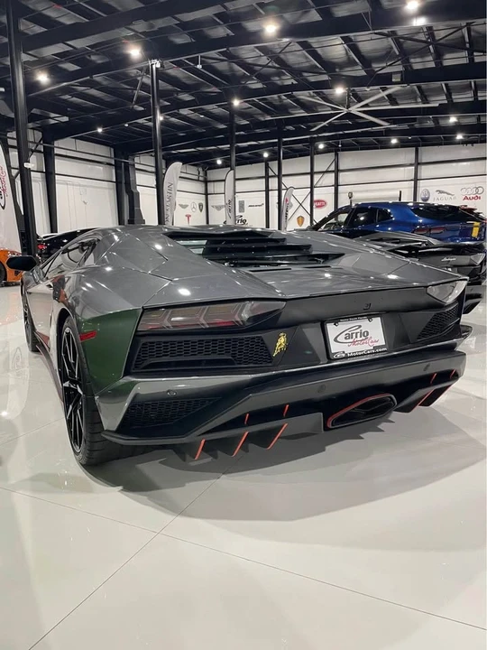 2017 Lamborghini Aventador S LP740-4 - Image 3 of 3