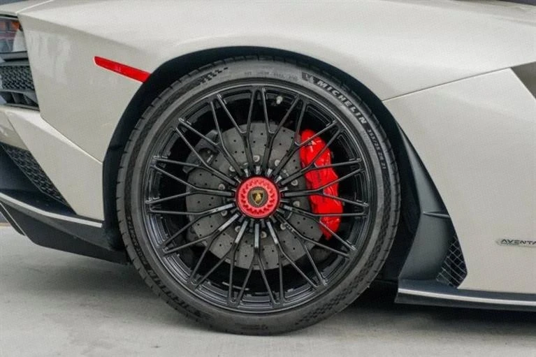 2017 Lamborghini Aventador S LP740-4 - Image 12 of 20