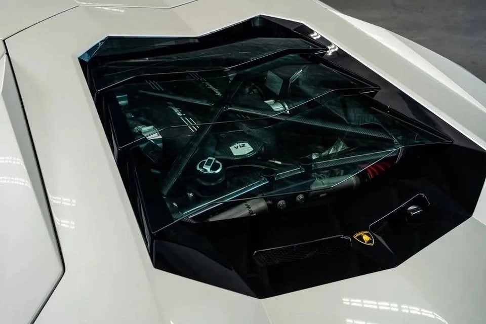 2017 Lamborghini Aventador S LP740-4 - Image 7 of 12