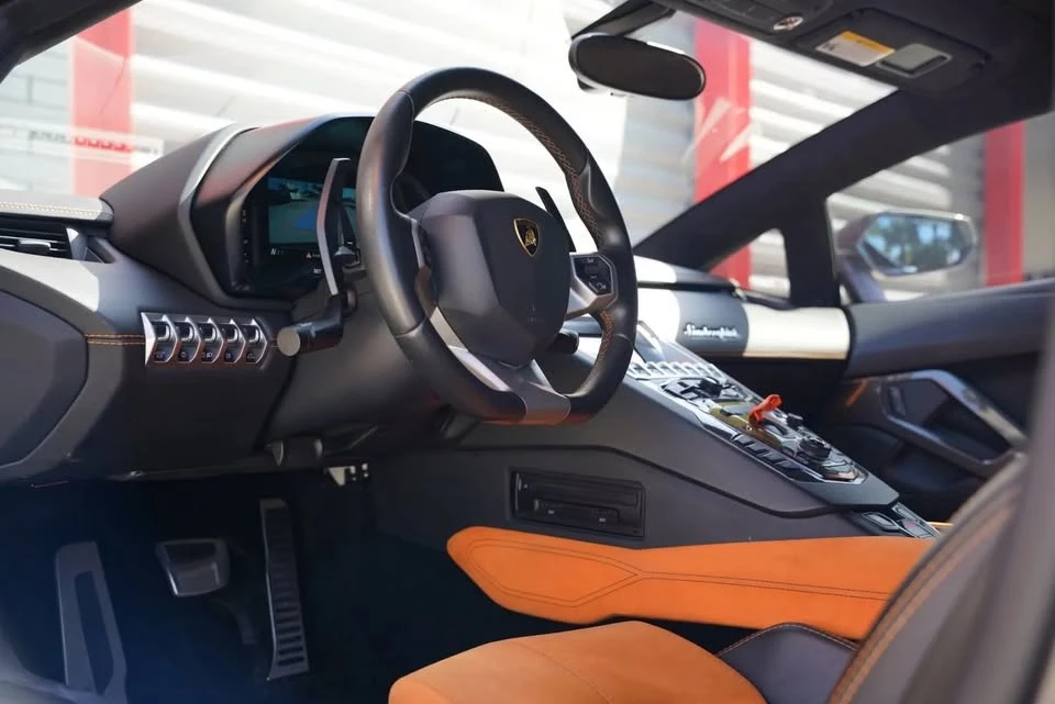 2017 Lamborghini Aventador S LP740-4 - Image 7 of 9
