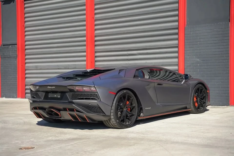 2017 Lamborghini Aventador S LP740-4 - Image 3 of 9