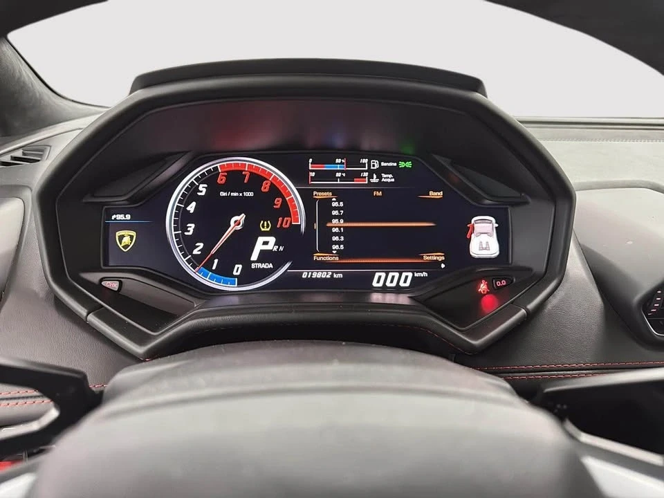 2017 Lamborghini Huracan - Image 17 of 19