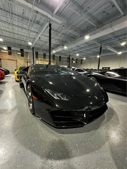 2017 Lamborghini Huracan LP580-2 - Image 3 of 4