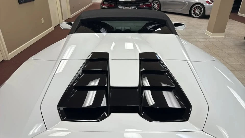 2017 Lamborghini Huracan - Image 7 of 18