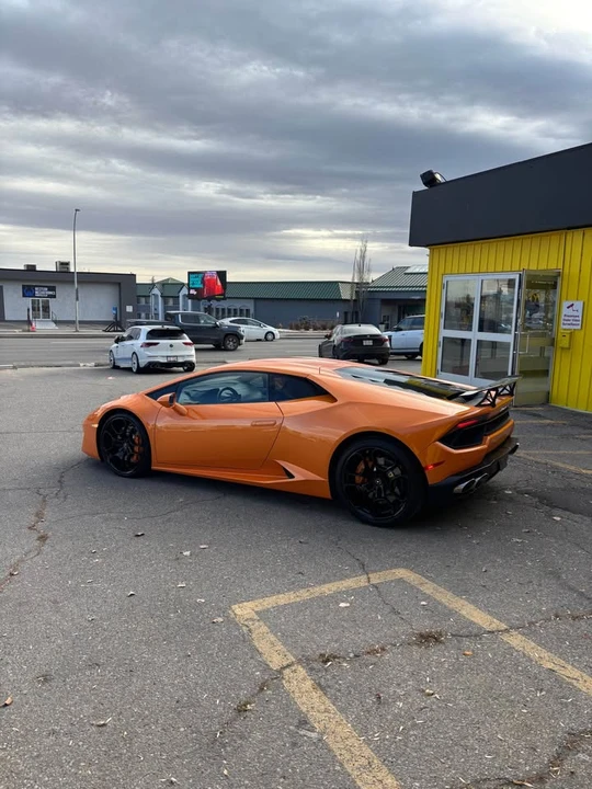 2017 Lamborghini Huracan LP580-2 - Image 6 of 18