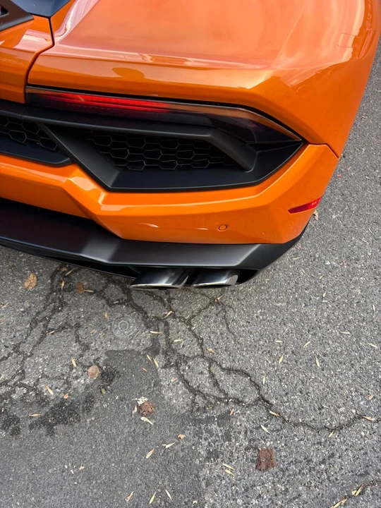 2017 Lamborghini Huracan LP580-2 - Image 10 of 18