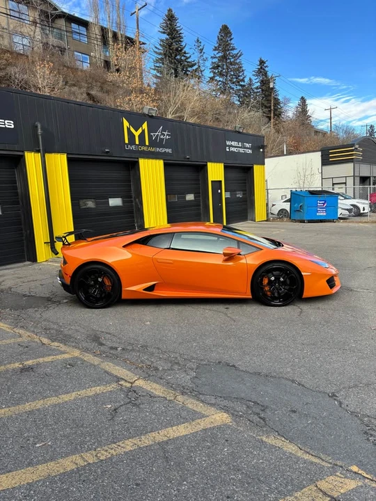 2017 Lamborghini Huracan LP580-2 - Image 2 of 18