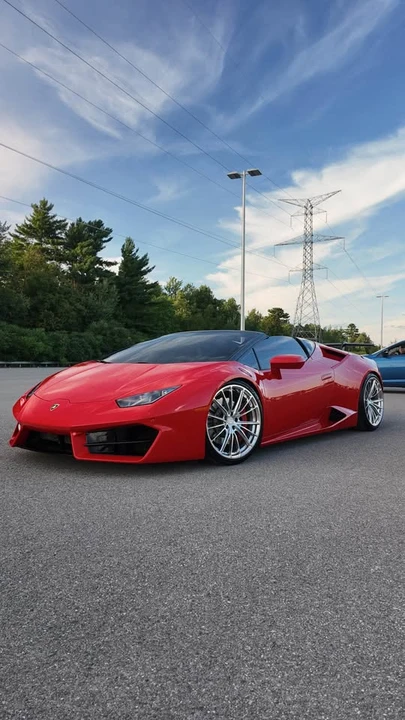 2017 Lamborghini Huracan - Image 7 of 9