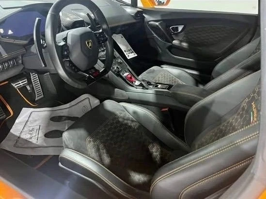 2017 Lamborghini Huracan - Image 3 of 4