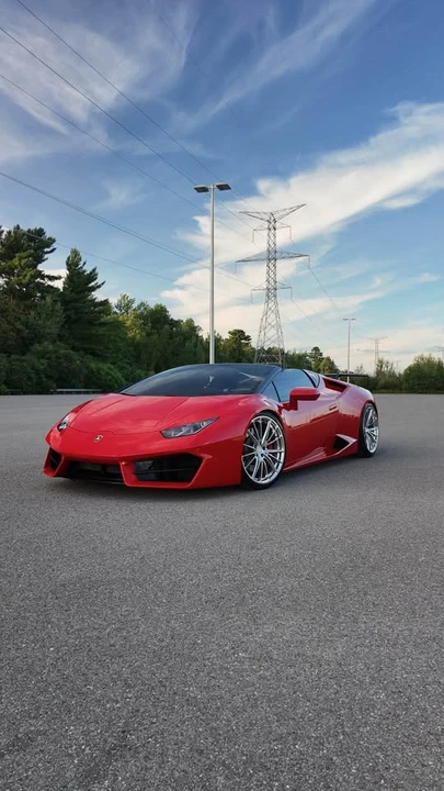 2017 Lamborghini Huracan - Image 5 of 9