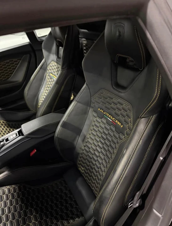 2017 Lamborghini Huracan LP580-2 - Image 3 of 4